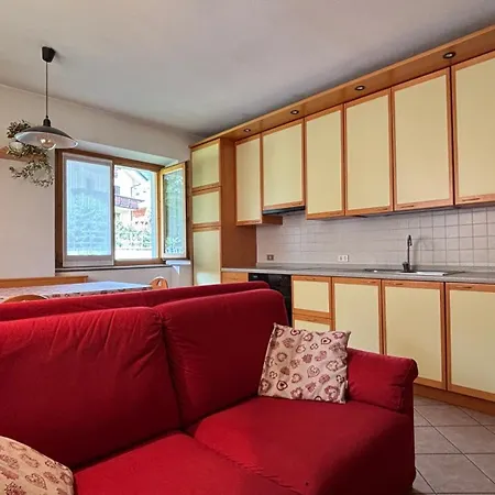Appartamento Nigritella - 2Br - Piano Terra Rialzato - Centrale, A 650Mt Da Bormio Terme - Parking Lägenhet