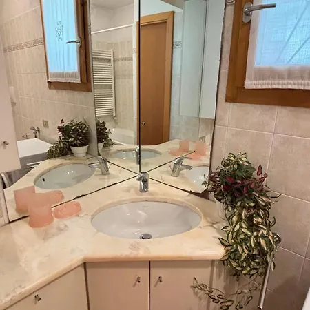 Lägenhet Appartamento Nigritella - 2Br - Piano Terra Rialzato - Centrale, A 650Mt Da Bormio Terme - Parking Bormio