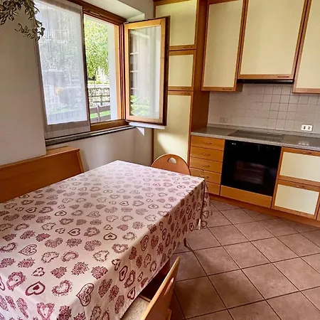 아파트 Nigritella - Centrale, A 650mt Da Terme 보르미오